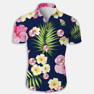 New York Yankees Hawaiian Shirt Tropical Flower Pattern Baseball Fans Gift New York Yankees Hawaiian Shirt Tropical Flower Pattern Baseball Fans Gift
