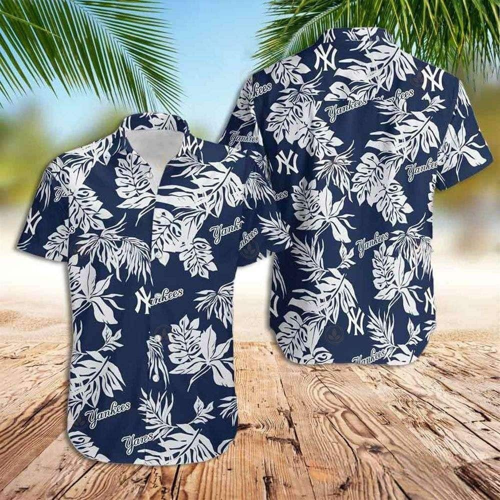 New York Yankees Hawaiian Shirt Jungle Leaves Pattern Baseball Fans Gift