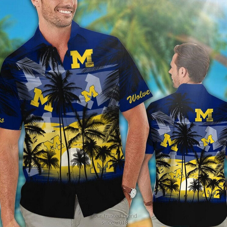 Michigan Wolverines Hawaiian Shirt Vintage Gift For Beach Lovers Michigan Wolverines Hawaiian Shirt Vintage Gift For Beach Lovers
