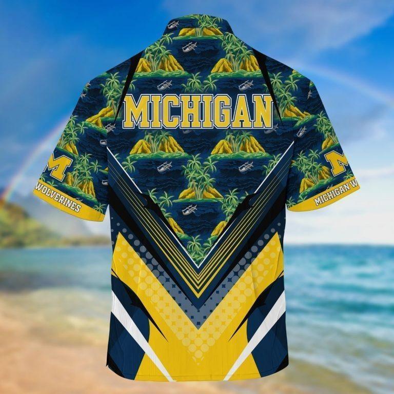 Michigan Wolverines Hawaiian Shirt Summer Beach Gift Michigan Wolverines Hawaiian Shirt Summer Beach Gift