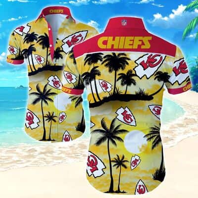 Kansas City Chiefs Hawaiian Shirt Palm Tree Pattern Beach Lovers Gift