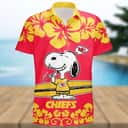 Snoopy Loves NFL Kansas City Chiefs Hawaiian Shirt