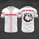 White NCAA Georgia Bulldogs Baseball Jersey Go Dawgs Gift For Friends White NCAA Georgia Bulldogs Baseball Jersey Go Dawgs Gift For Friends