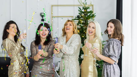 How Should I Dress For A Christmas Party At Work?