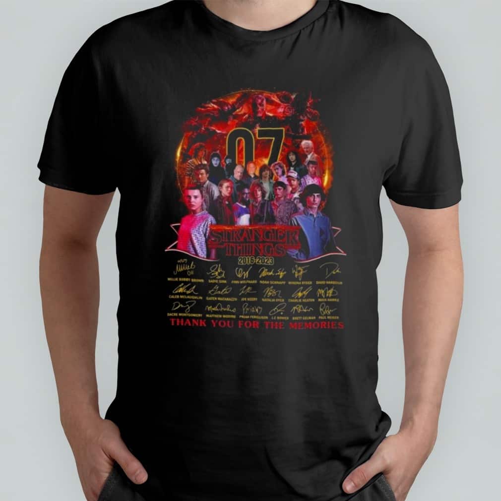 Stranger Things T-Shirt 7 Years Thank You For The Memories Stranger Things T-Shirt 7 Years Thank You For The Memories