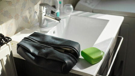 Types Of Bags Every Modern Man Should Own Types Of Bags Every Modern Man Should Own