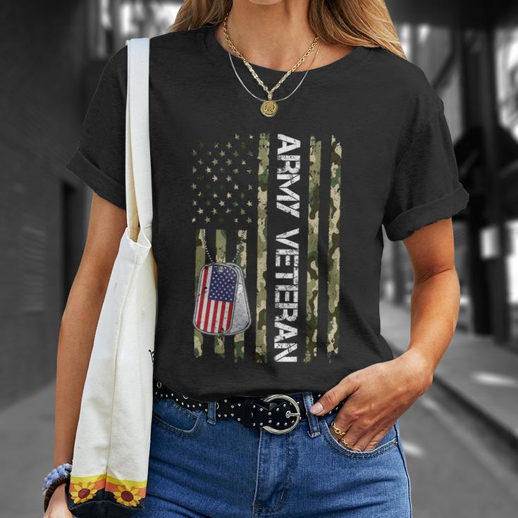 Army Veteran With American Flag T-Shirt Army Veteran With American Flag T-Shirt