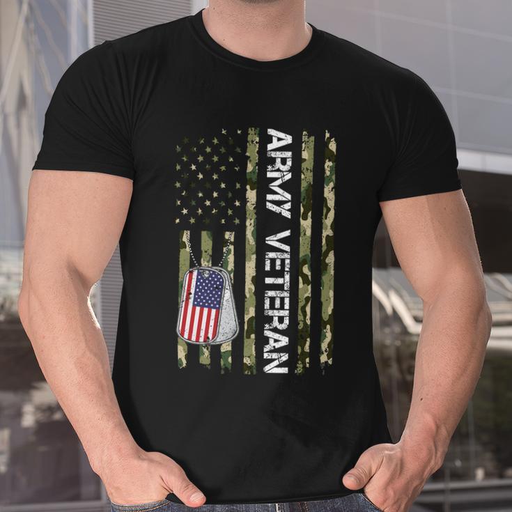 Army Veteran With American Flag T-Shirt Army Veteran With American Flag T-Shirt